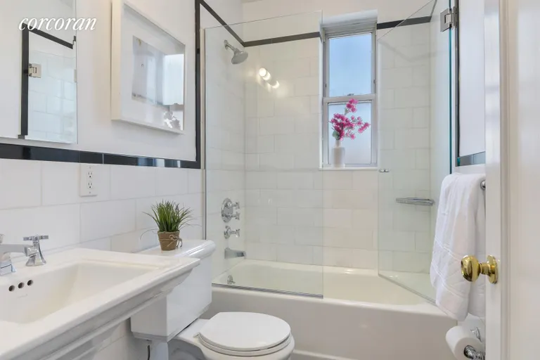 New York City Real Estate | View 25 Fifth Avenue, 12H | Bathroom | View 6