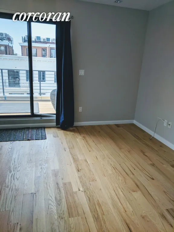 New York City Real Estate | View 27 Dodworth Street, 4 | room 4 | View 5