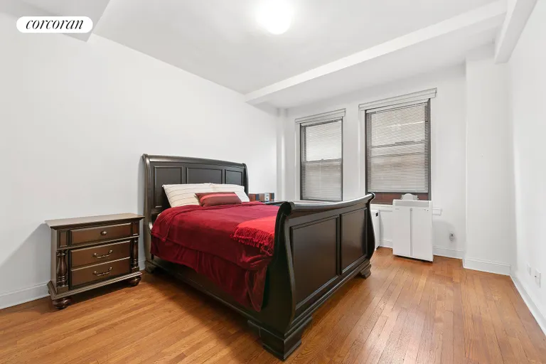 New York City Real Estate | View 162 West 56th Street, 1206 | 3 | View 4