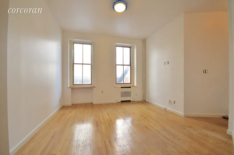 New York City Real Estate | View 18 North Moore Street, 2F | room 1 | View 2