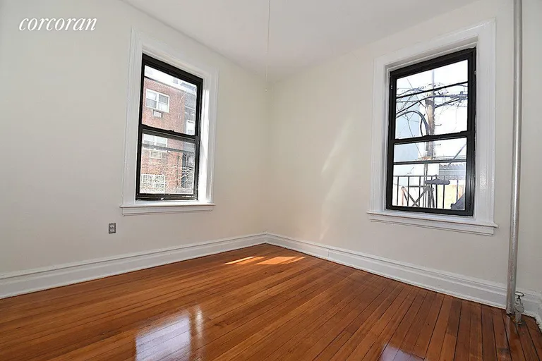 New York City Real Estate | View 30-86 32nd Street, 5 | room 4 | View 5