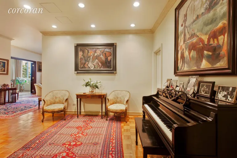 New York City Real Estate | View 2 East End Avenue, 1B | Living Room | View 5