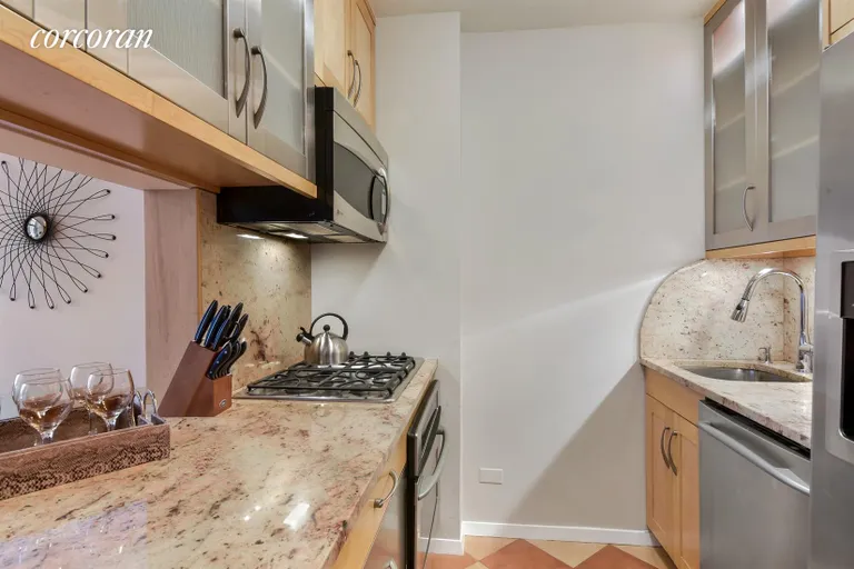 New York City Real Estate | View 250 West 89th Street, 7E | Kitchen with SS appliances | View 4