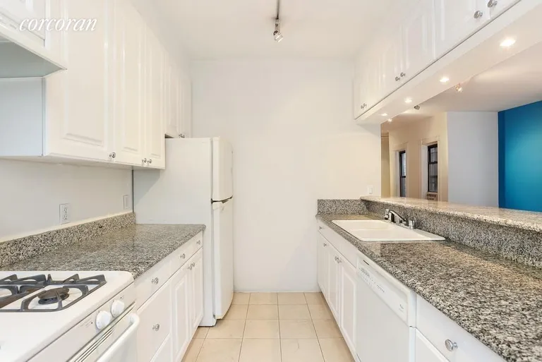 New York City Real Estate | View 343 West 29th Street, 4 | room 1 | View 2