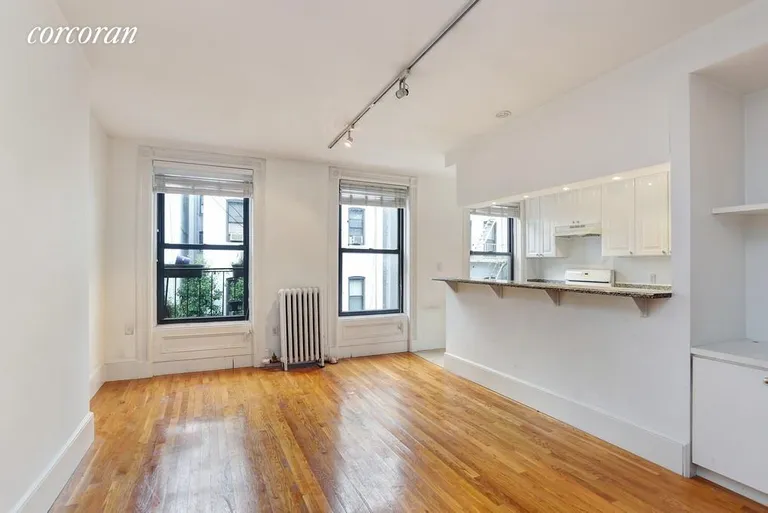 New York City Real Estate | View 343 West 29th Street, 4 | room 2 | View 3