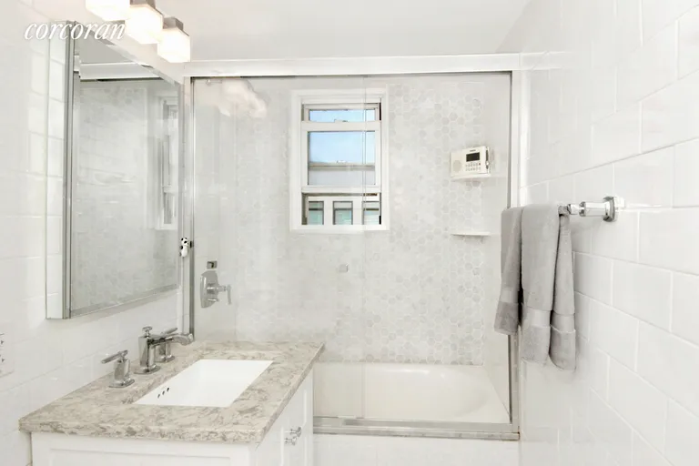 New York City Real Estate | View 153 East 57th Street, 21C | room 7 | View 8