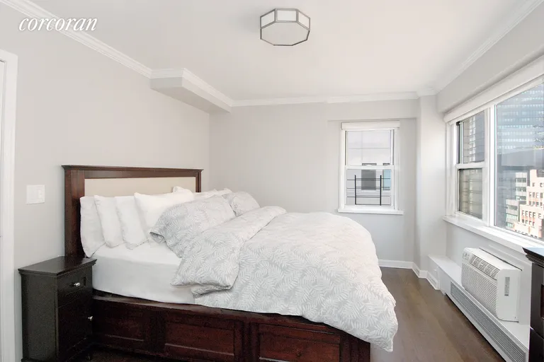 New York City Real Estate | View 153 East 57th Street, 21C | room 5 | View 6