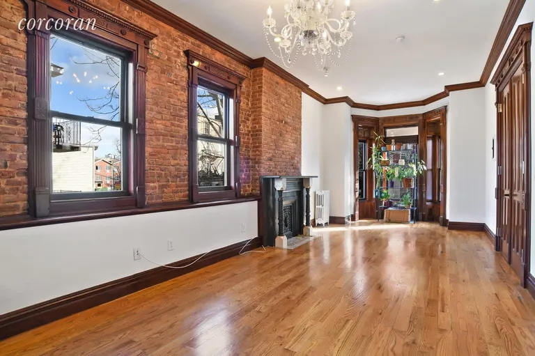 New York City Real Estate | View 697 Jefferson Avenue | Incredible parlor level apartment! | View 3