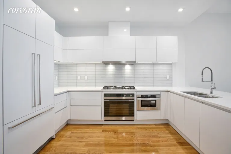 New York City Real Estate | View 223 East 80th Street, 2 | room 2 | View 3