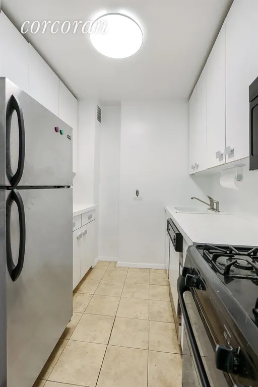 New York City Real Estate | View 382 Central Park West, 4S | Kitchen | View 3
