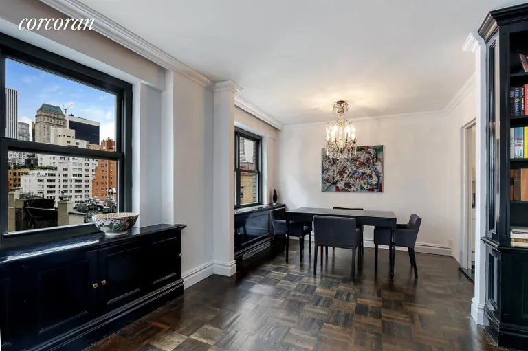 New York City Real Estate | View 650 Park Avenue, 10A | Dining Area | View 5