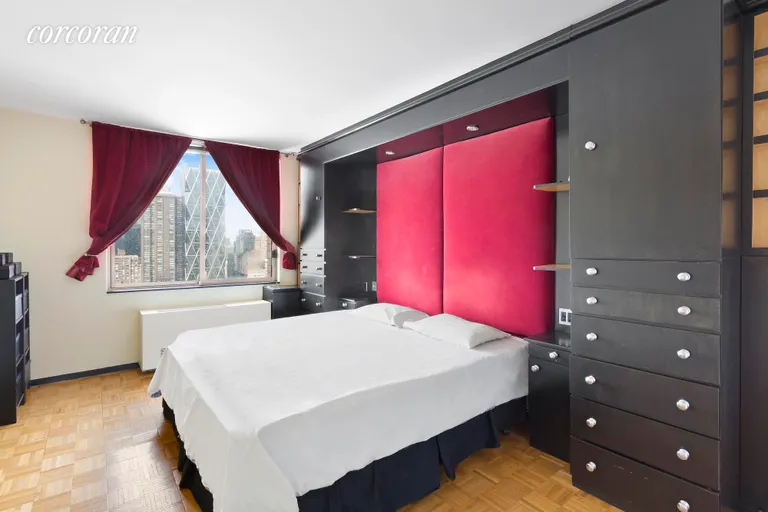 New York City Real Estate | View 350 West 50th Street, 33G | 5 | View 4