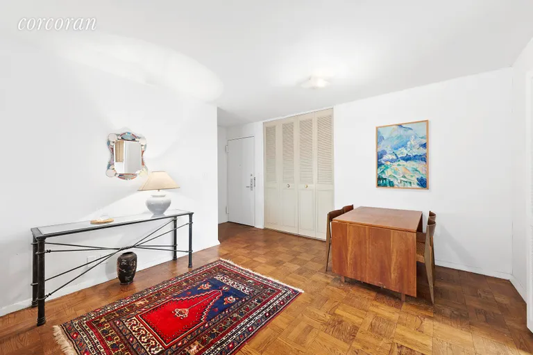 New York City Real Estate | View 205 Third Avenue, 11D | foyer | View 4