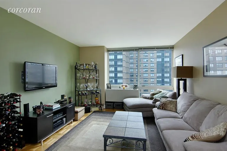 New York City Real Estate | View 215-217 East 96th Street, 28E | 1 Bed, 1 Bath | View 1