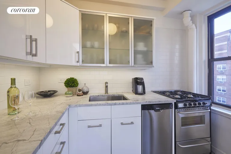 New York City Real Estate | View 140 East 28th Street, 10D | Kitchen with a window | View 4