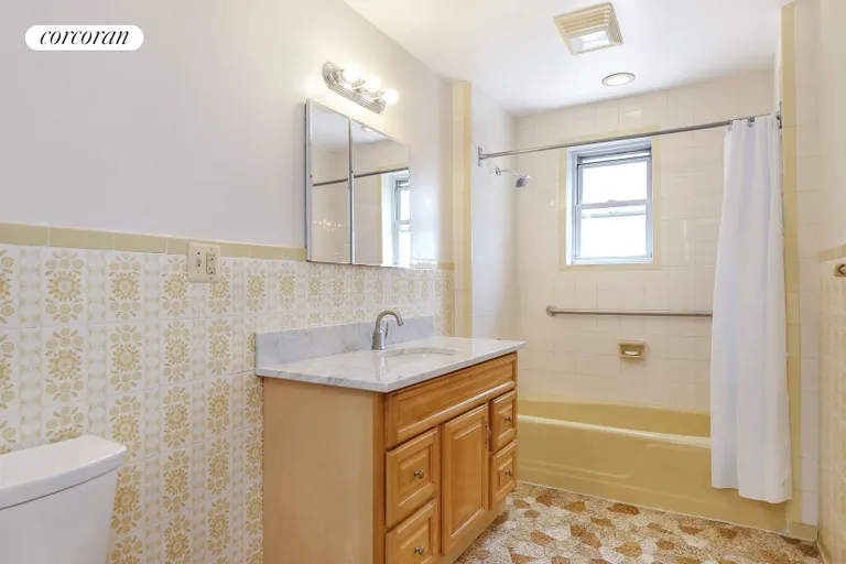 New York City Real Estate | View 40 3rd Place, 2 | room 4 | View 5