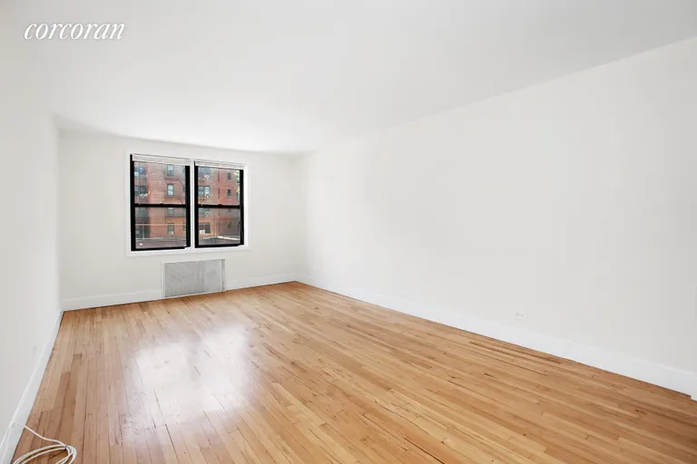 New York City Real Estate | View 35 Oliver Street, 2B | room 2 | View 3