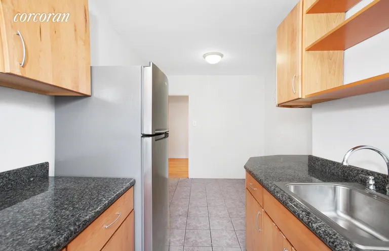 New York City Real Estate | View 35 Oliver Street, 2B | room 3 | View 4