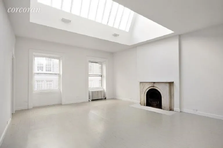 New York City Real Estate | View 136 East 16th Street, 4 | room 1 | View 2