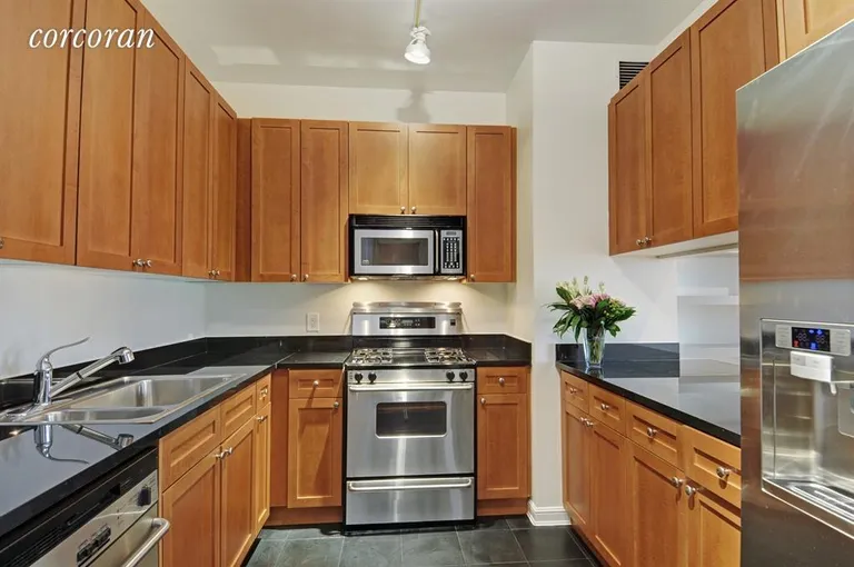 New York City Real Estate | View 252 Seventh Avenue, 6L | Kitchen | View 2