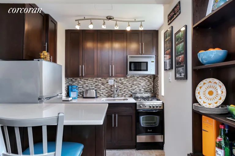 New York City Real Estate | View 17 West 67th Street, 8E | Kitchen | View 2