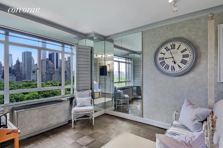 New York City Real Estate | View 25 Central Park West, 14K | Bedroom | View 4