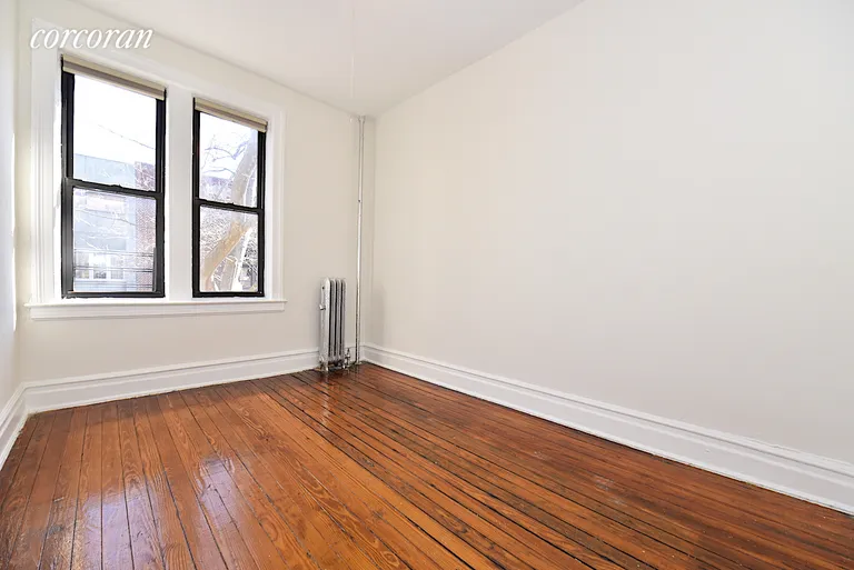 New York City Real Estate | View 30-86 32nd Street, 12 | room 4 | View 5