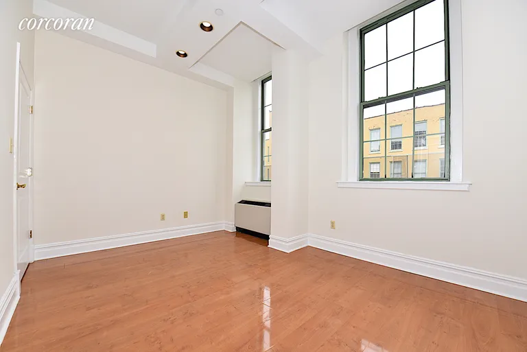 New York City Real Estate | View 45-02 Ditmars Boulevard, 413 | room 6 | View 7
