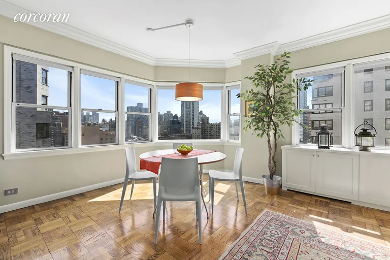 New York City Real Estate | View 174 East 74th Street, 15A | room 2 | View 3