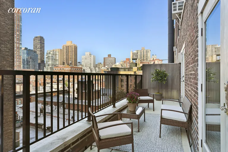 New York City Real Estate | View 20 West 72Nd Street, 906A | 1 Bed, 1 Bath | View 1