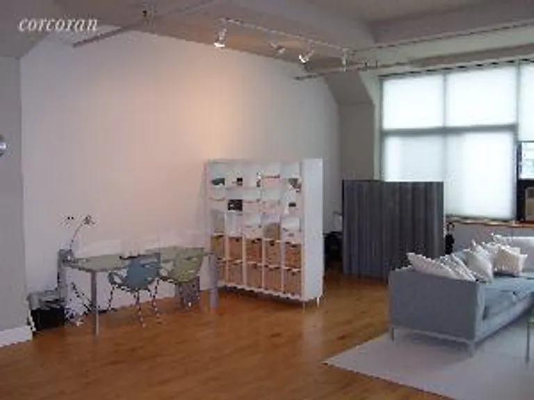 New York City Real Estate | View 535 Dean Street, 402 | room 2 | View 3