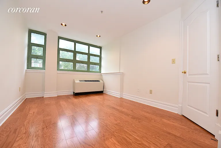 New York City Real Estate | View 19-19 24th Avenue, R116 | room 3 | View 4