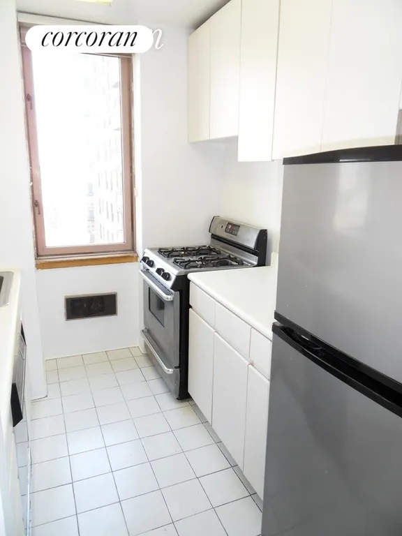New York City Real Estate | View 235 East 40th Street, 30G | room 2 | View 3