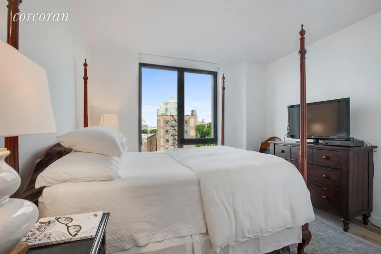 New York City Real Estate | View 90 Furman Street, N1001 | Second Bedroom | View 14