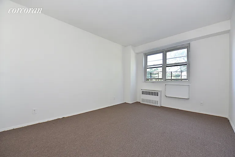 New York City Real Estate | View 47-50 59th Street, 2H | room 9 | View 10