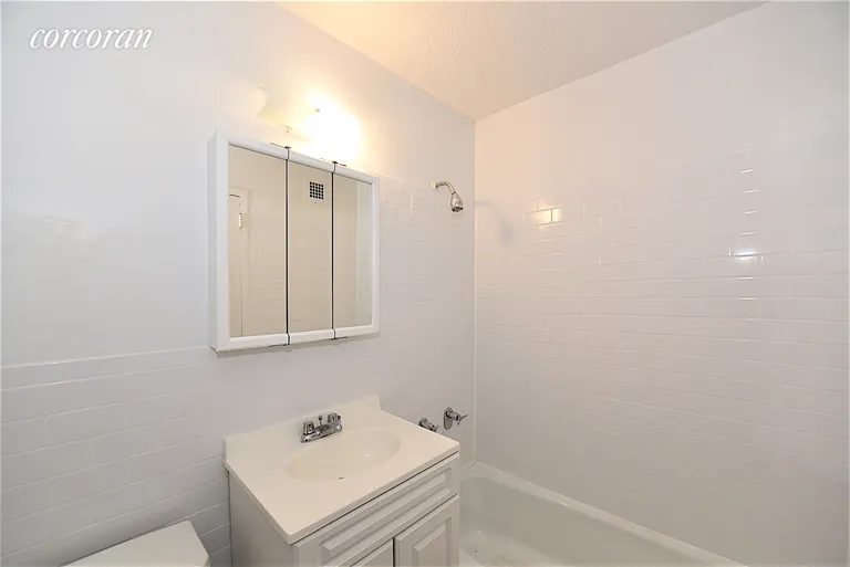 New York City Real Estate | View 47-30 59th Street, 12F | room 8 | View 9