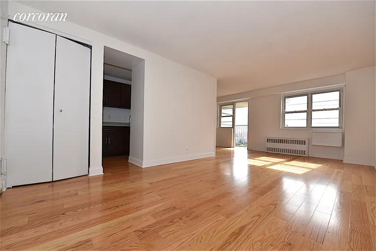New York City Real Estate | View 47-30 59th Street, 12F | 1 Bed, 1 Bath | View 1