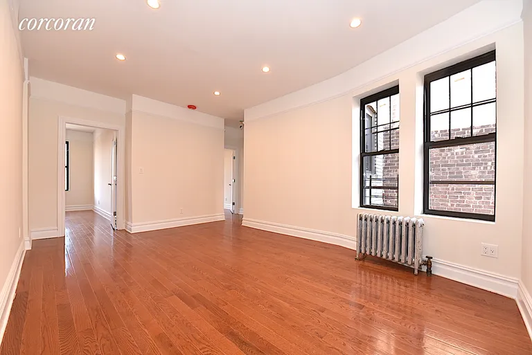 New York City Real Estate | View 25-41 30th Road, 6H | room 3 | View 4