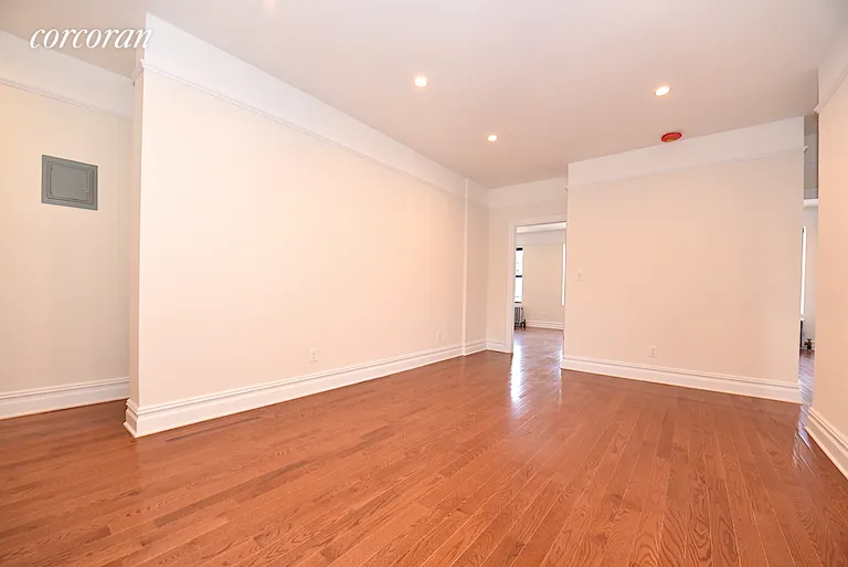 New York City Real Estate | View 25-41 30th Road, 6H | room 4 | View 5