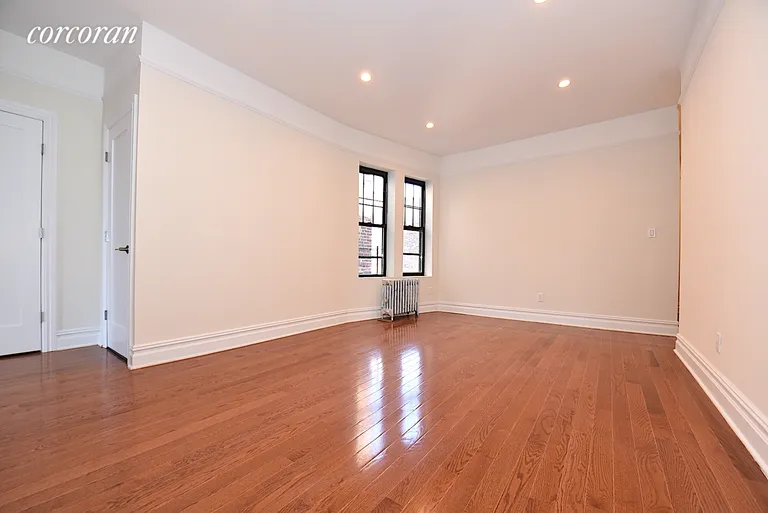 New York City Real Estate | View 25-41 30th Road, 6H | room 2 | View 3