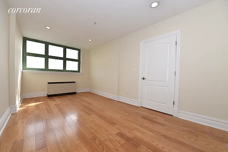 New York City Real Estate | View 19-19 24th Avenue, L314 | room 4 | View 5