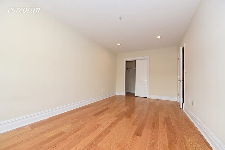 New York City Real Estate | View 19-19 24th Avenue, L416 | room 5 | View 6
