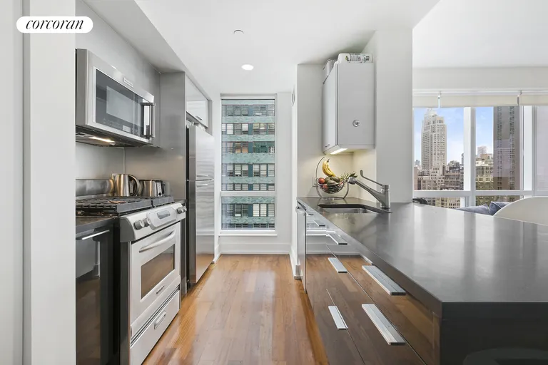 New York City Real Estate | View 350 West 42Nd Street, 21K | room 1 | View 2