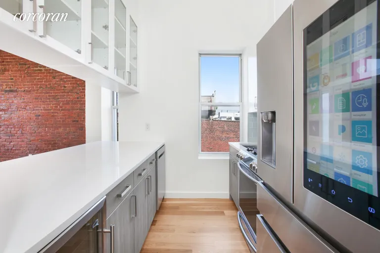 New York City Real Estate | View 232 President Street, L5 | 2 Beds, 1 Bath | View 1