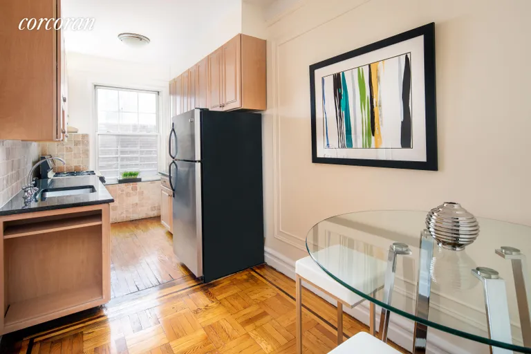 New York City Real Estate | View 139 West 82nd Street, 7B | Eat-In Kitchen | View 3