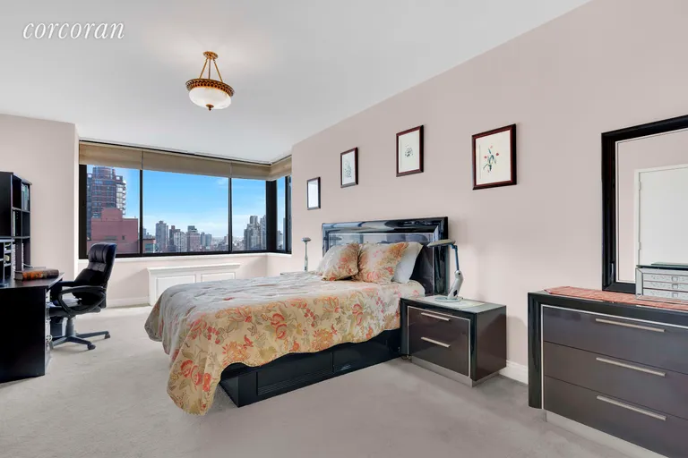 New York City Real Estate | View 300 East 62Nd Street, 2902 | room 3 | View 4