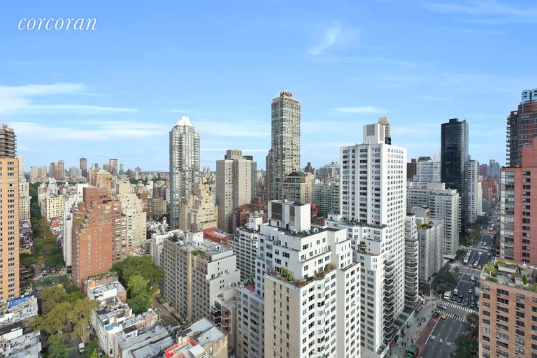 New York City Real Estate | View 300 East 62Nd Street, 2902 | 3 Beds, 2 Baths | View 1