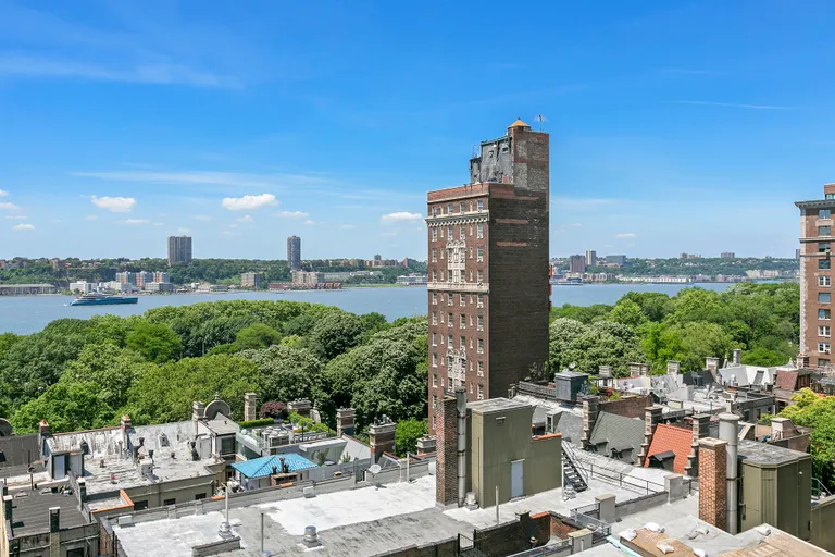 New York City Real Estate | View 401 West End Avenue, 9F | Stunning River View | View 4