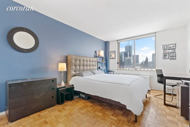 New York City Real Estate | View 350 West 50th Street, 25d | 1 | View 7