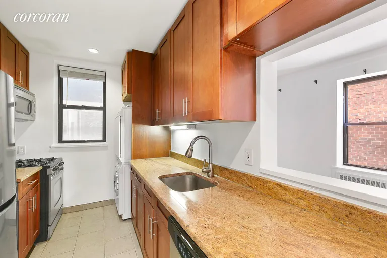 New York City Real Estate | View 219 West 80th Street, 3D | 4 | View 2